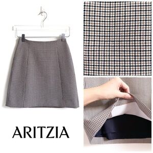 Aritzia Black and White Houndstooth Mini Skirt